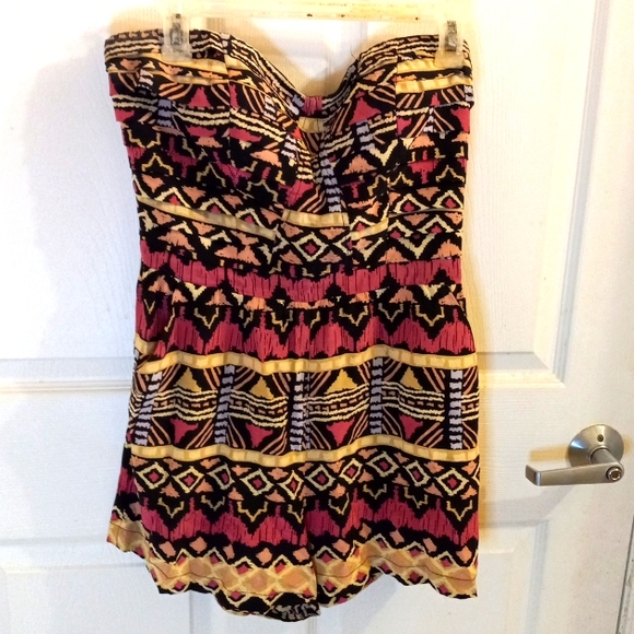 Charlie Jade 100%Silk Boho Strapless Romper M Boho Sexy Beachy Summer - Picture 1 of 7